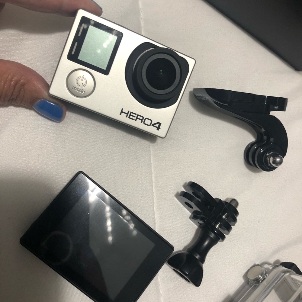 Go Pro Hearo4 - Picture 3 of 5